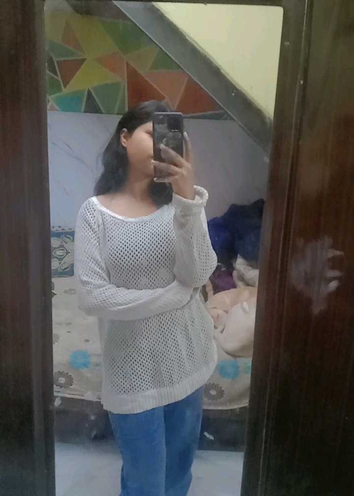 Stylish White Knit Top for both winter &amp; summer al