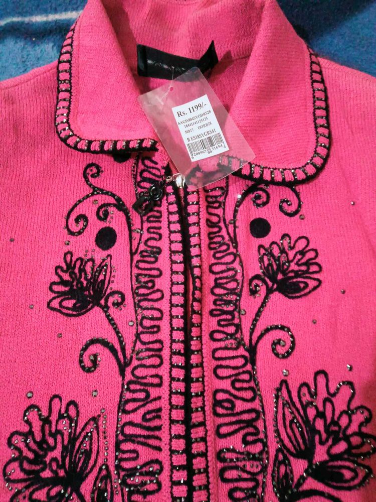 Pink Embellished Knit Jacket with jip sell size is