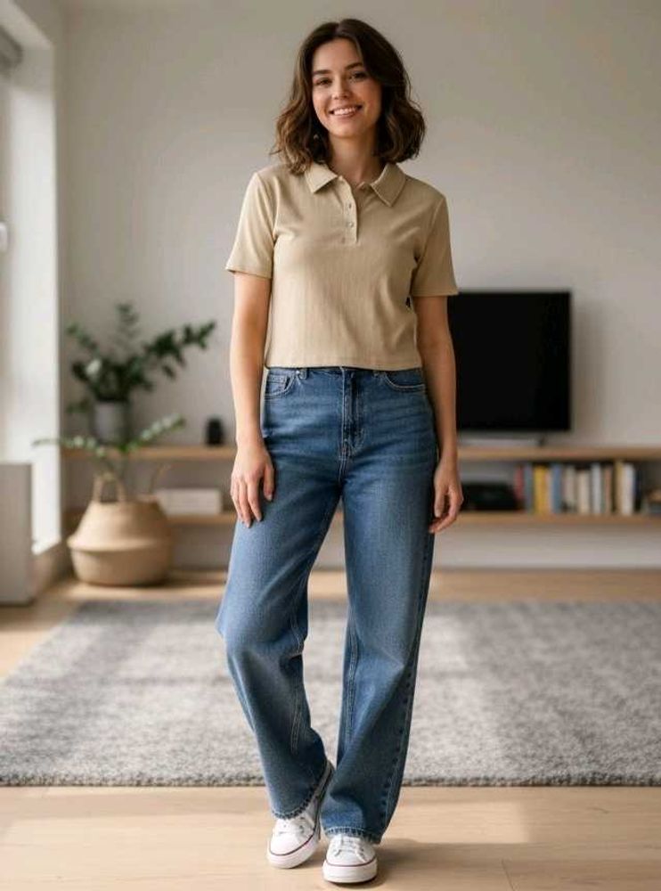 Women crop top
