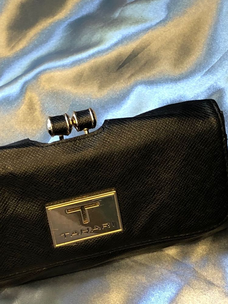 TAHARI Midnight Garden Clutch black wallet