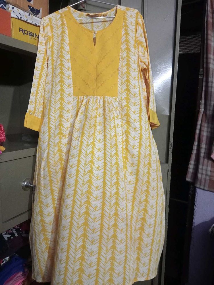 YELLOW A-LINE ANARKALI KURTA💛