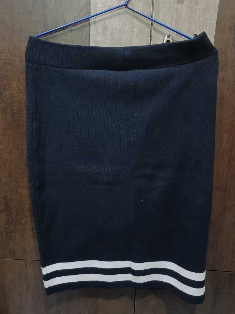 Black Pencil Skirt with Stripes🖤