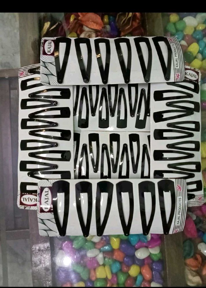 Black Hair Clips Set