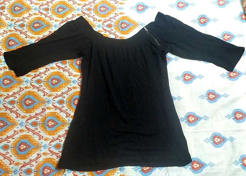 Chic Black Top