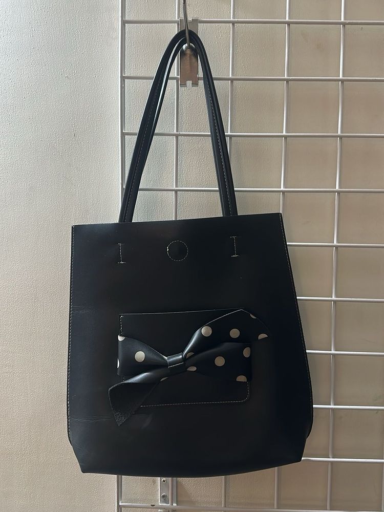 Chic Black Tote Bag