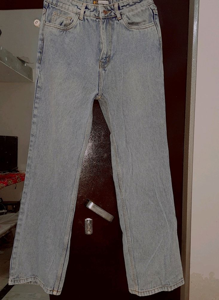 Baggy Light Wash Jeans