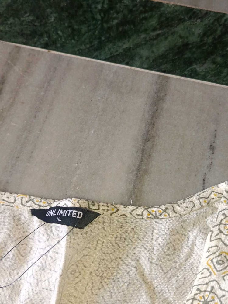 Printed Top - Unlimited Brand