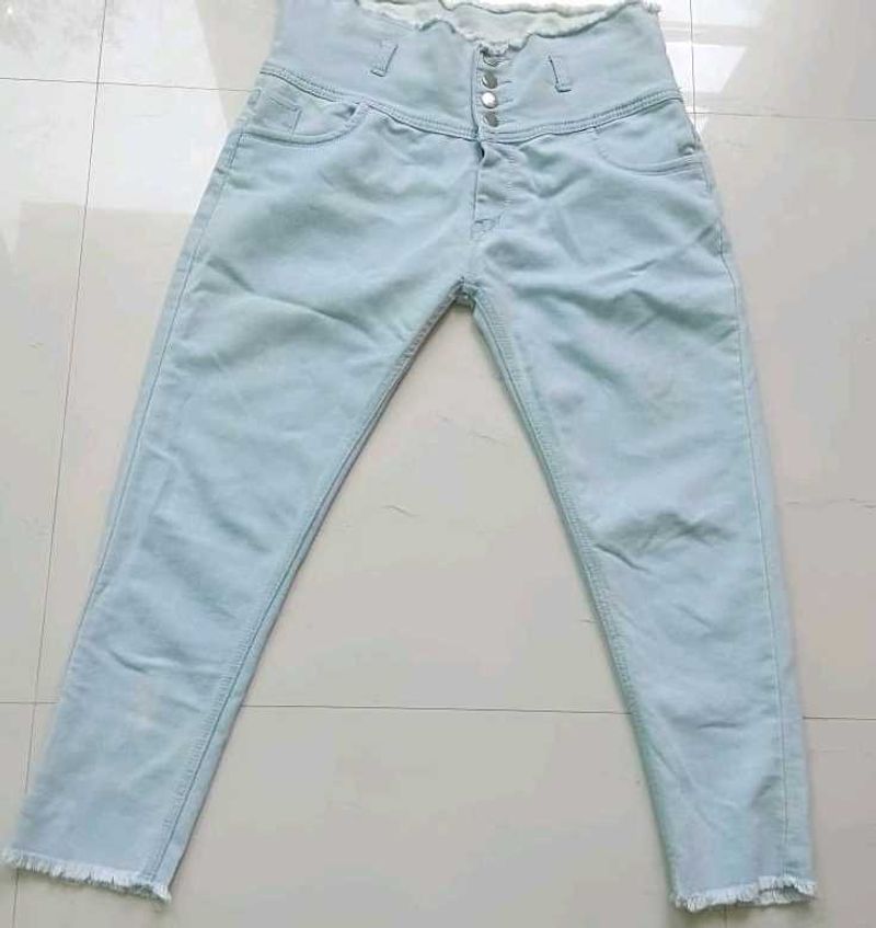 High Waisted Light Wash Jeans