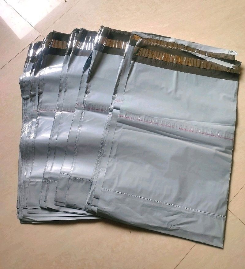 15 Shipping Bags 14*16