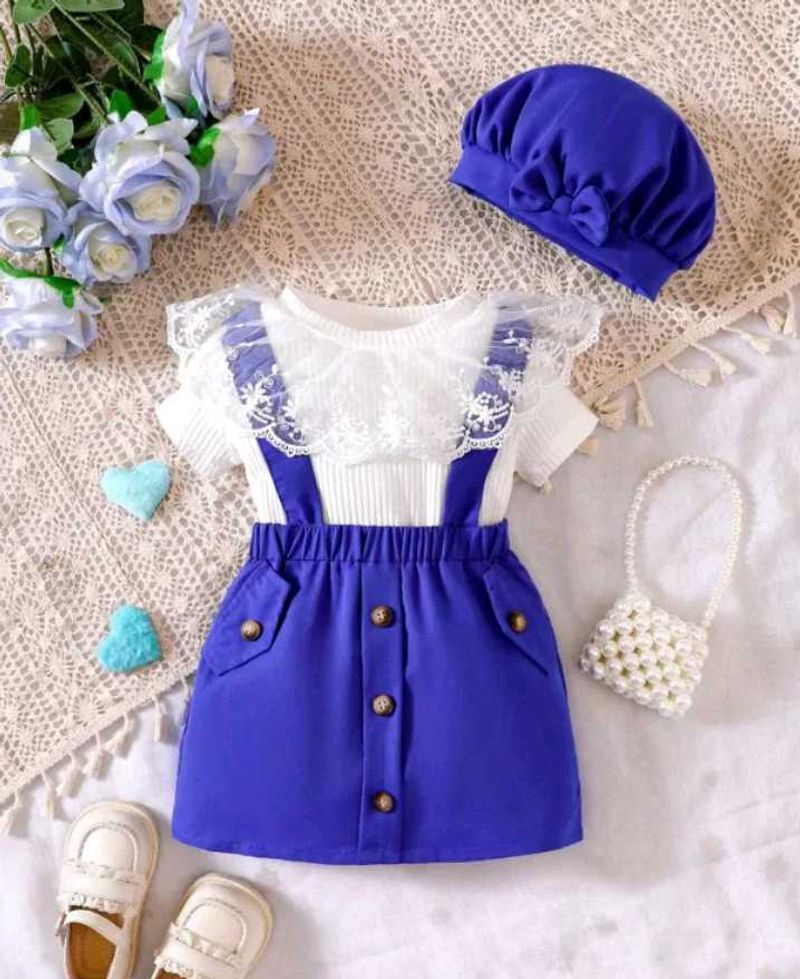 Gown
