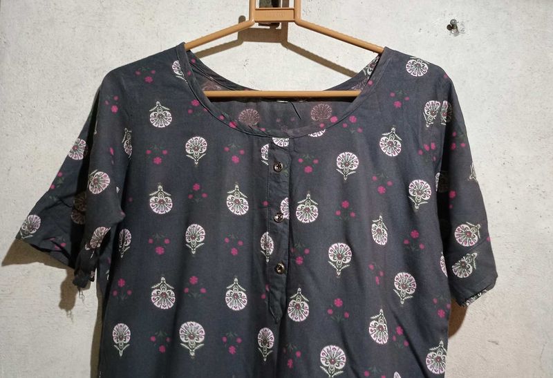 Straight Side Cut Kurthi
