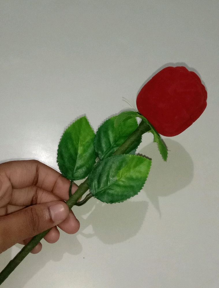 (Ring) Rose Gift Box