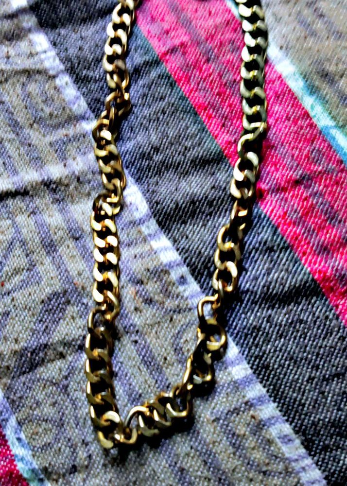 Gala Mein pahnane wala chain