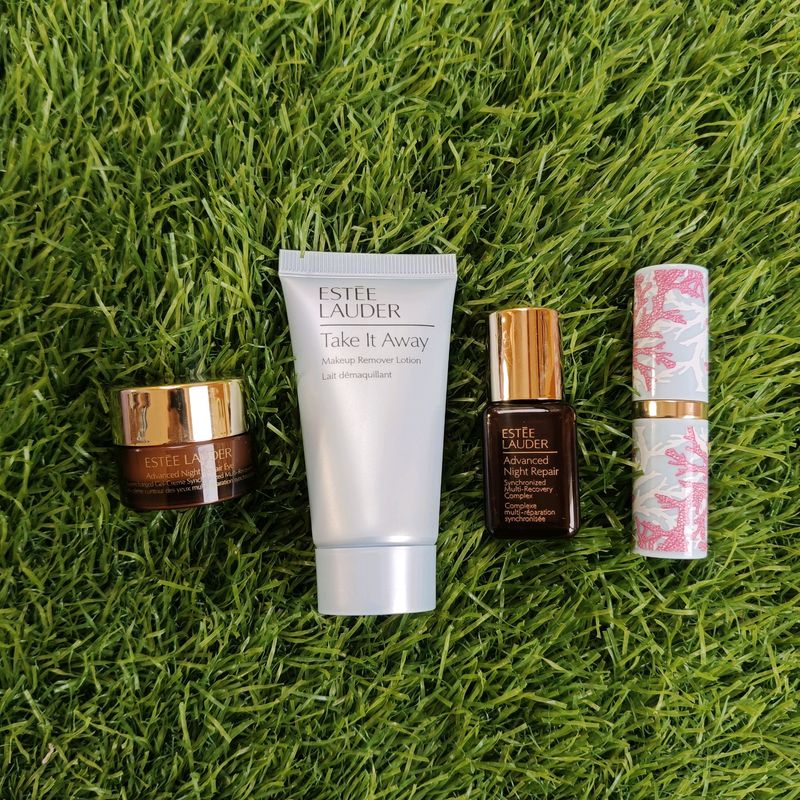 Estee Lauder Kit