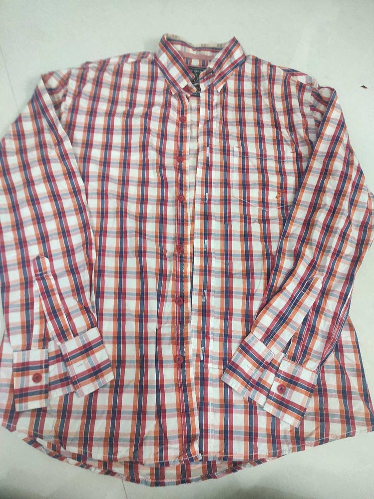 (Medium Size)Checked Long Sleeve Shirt