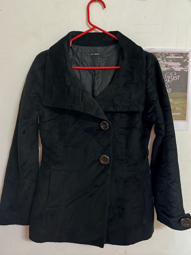 Stylish Black Buttoned Jacket