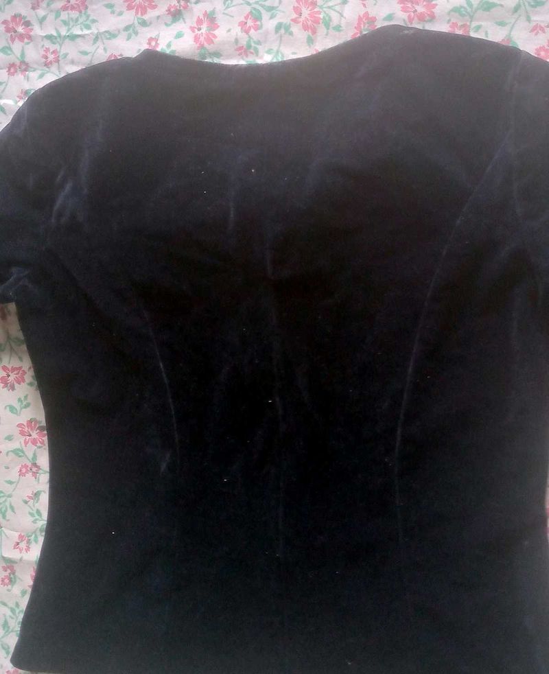 Elegant Black Top