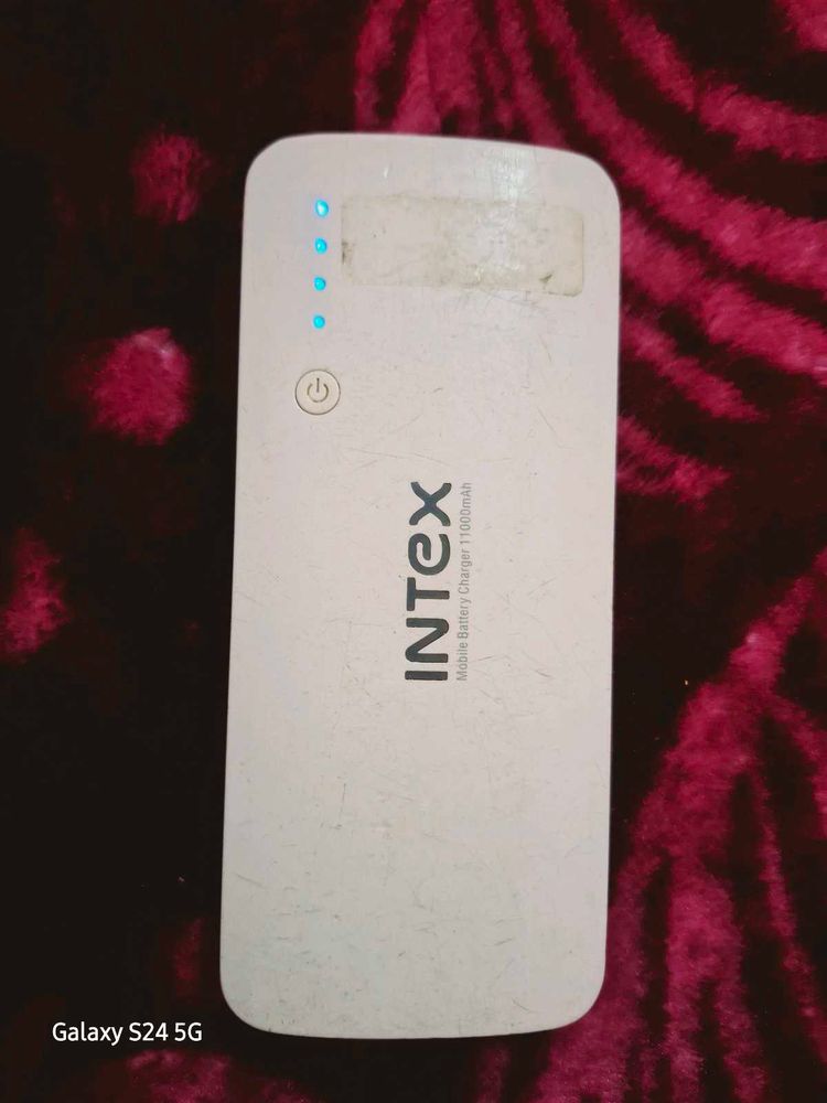 INTEX Powerbank 11000Mah With High Quality L Torch