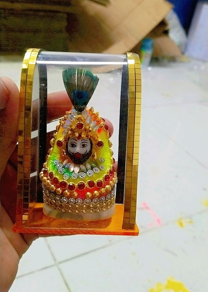 Cabinet And Khatu Shyam Ji. (1 .No Mala)