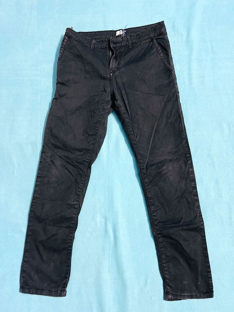 Black Chinos