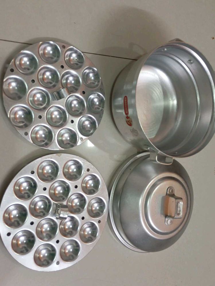 Button Idli Steamer