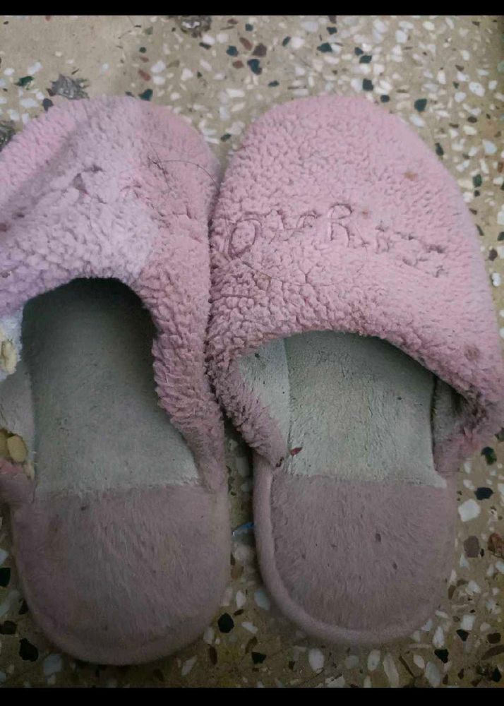Pink Warm Slippers In 5:5 -6 Size For Women