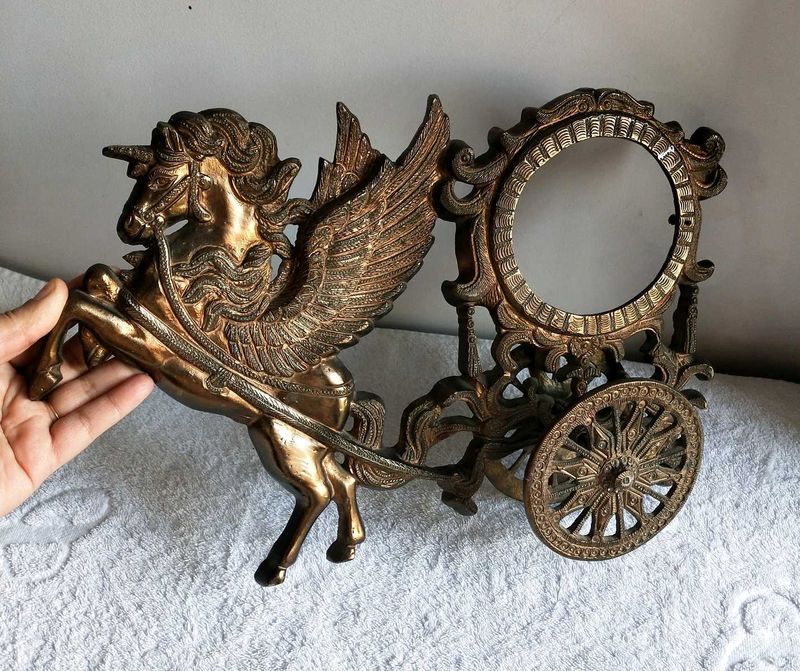 Vintage Metal Pegasus Horse Chariot Showpiece