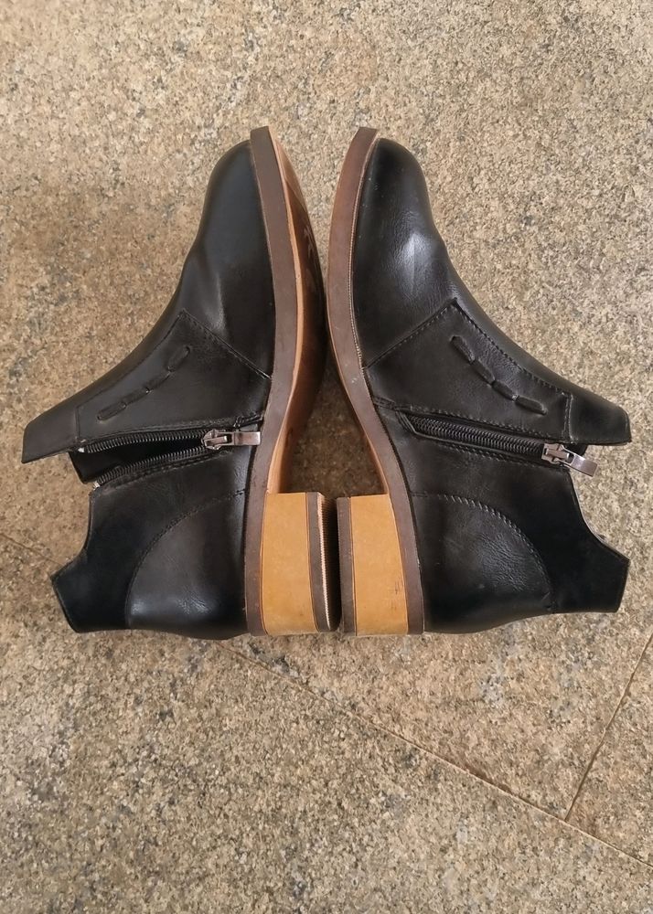 Black Boots For Women