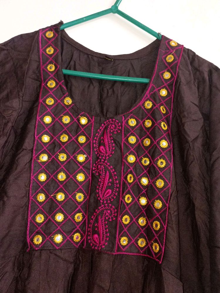 Women&#39;s Round Kurti