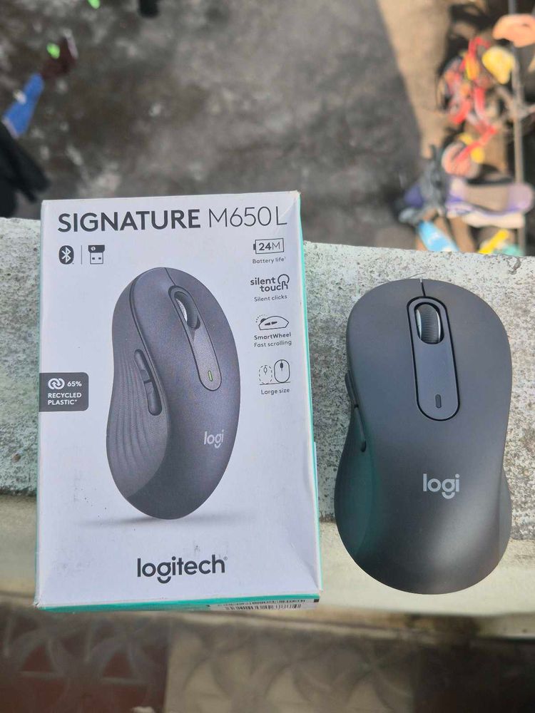 Logitech Signature M650 L Wireless Mouse