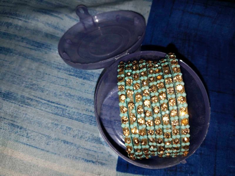 8 Bangles ( Kade)