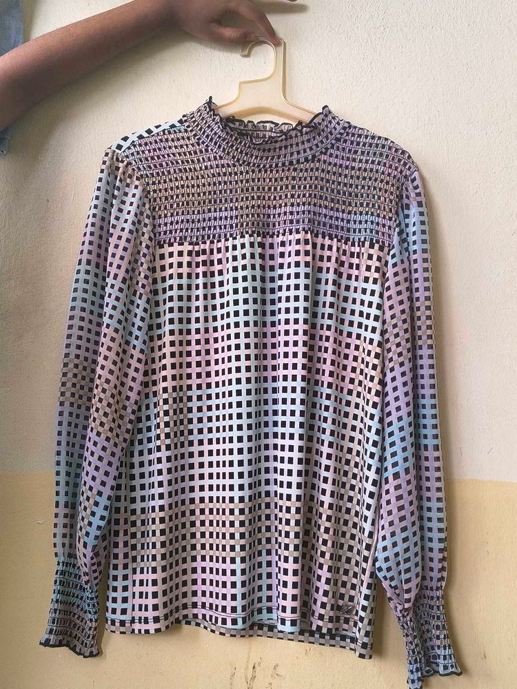 Calvin Klein Patterned Long Sleeve Top