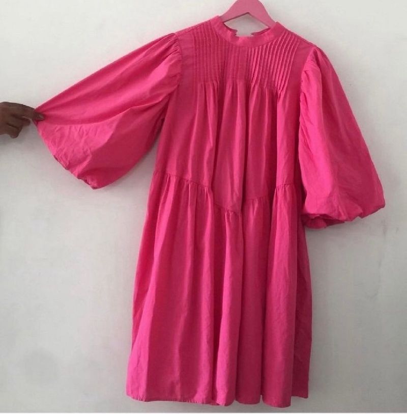 Puff Sleeves Dress 🎀🩷