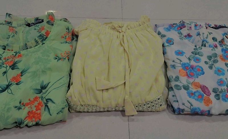 Floral elegant tops set of 3