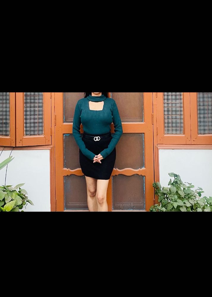 Chic Green turtle neck top