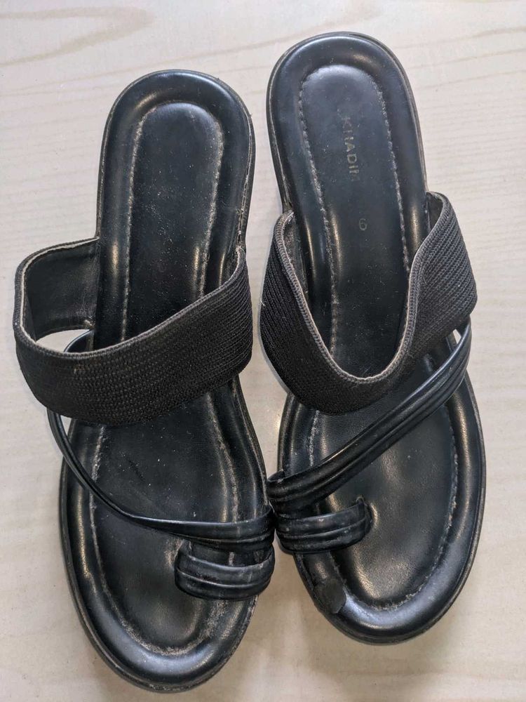 Women Sandals Khadims