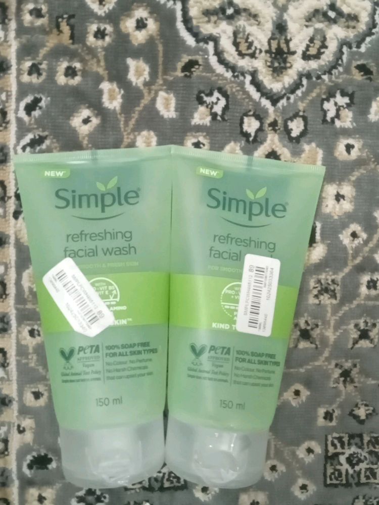 Simple Refreshing Facial Wash