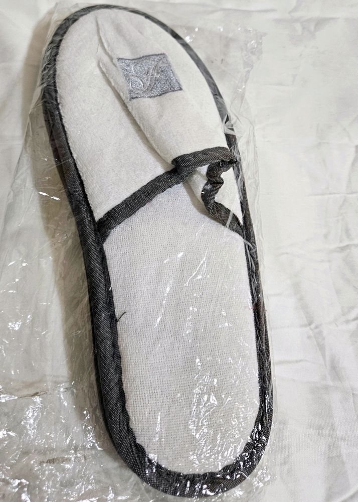 Price Drop Farimont Slipper