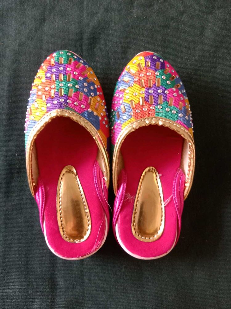 Colorful Ethnic Juttis