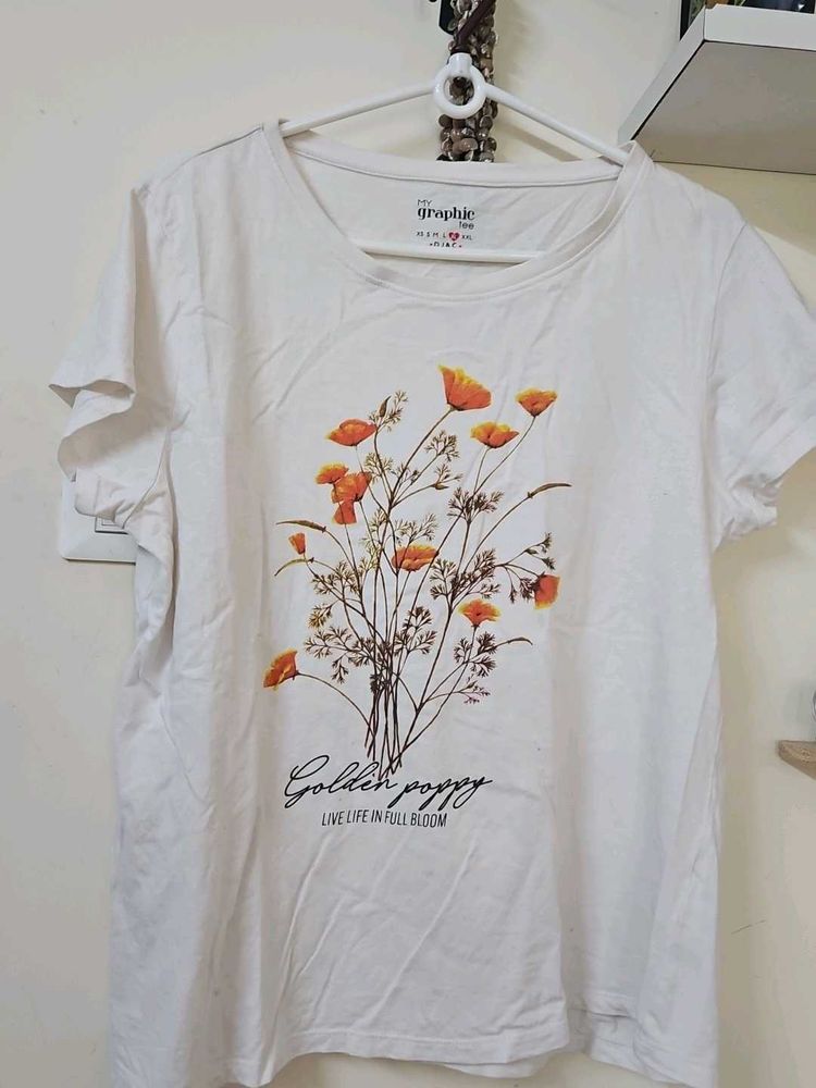 Golden Poppy Graphic Tee