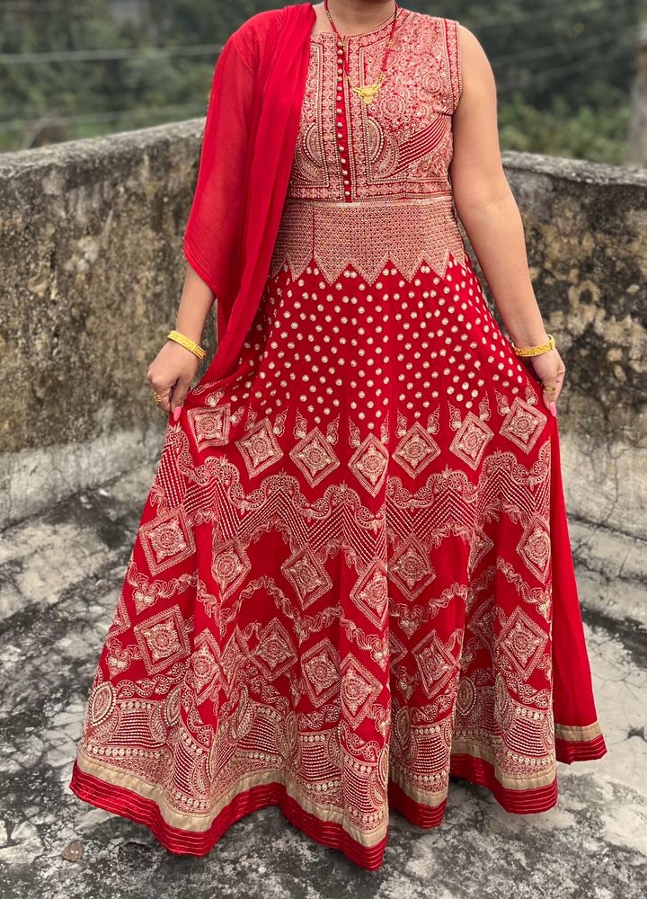 red colour suit with dupatta Pant