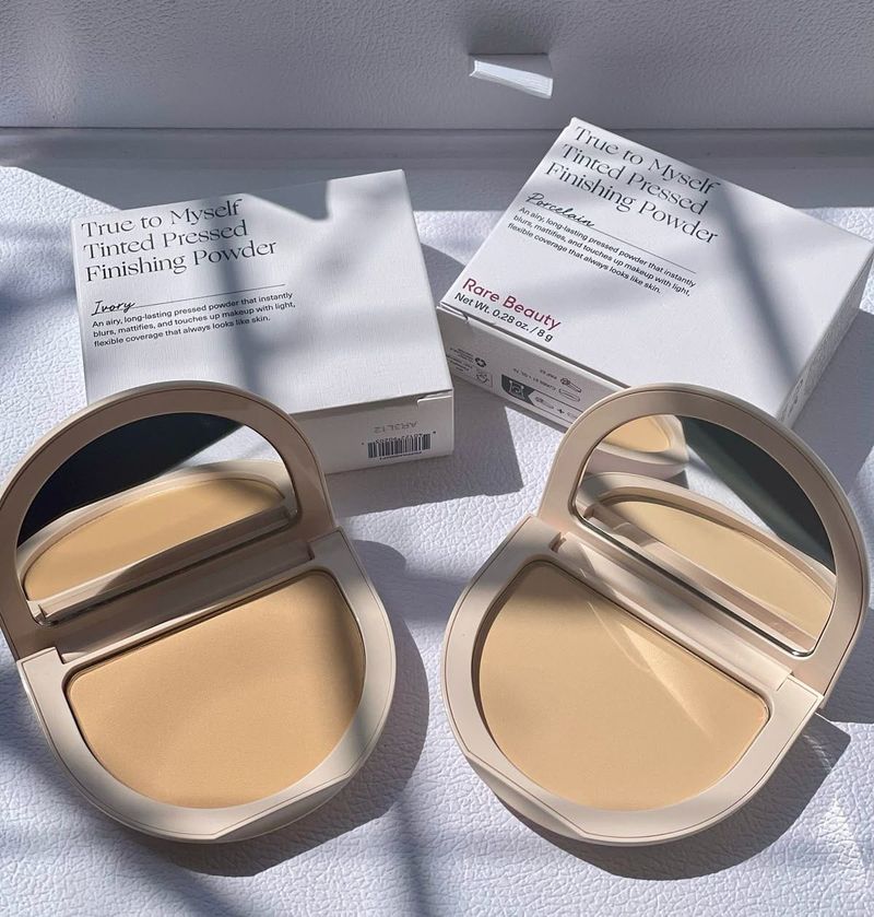 RARE BEAUTY PRESSED POWDER