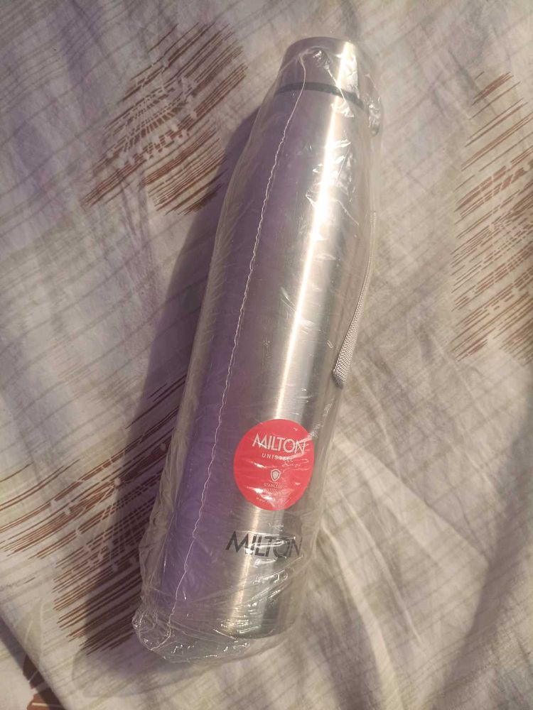 Milton Water, decathlon Bottle and shaker