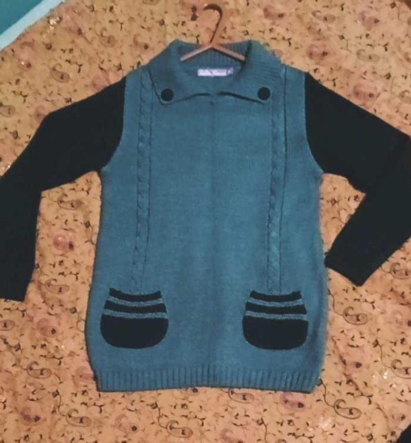 Stylish Sweater Vest with Sleeves