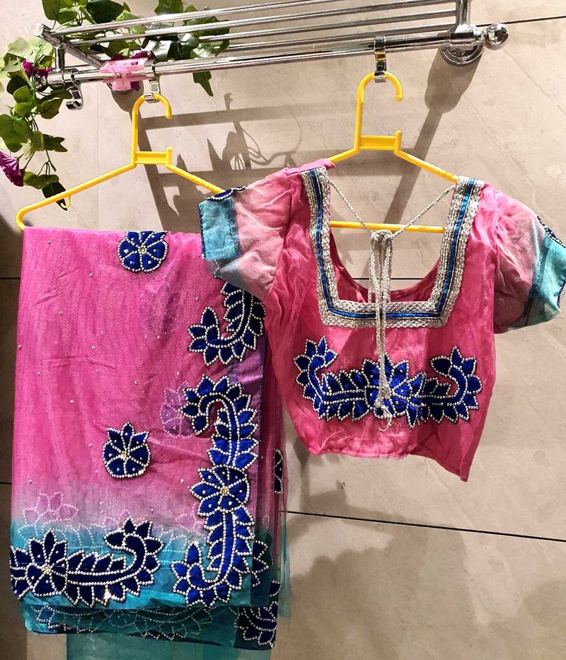 🎀Pink &amp; Blue Floral Applique Wedding Wear Saree🎀