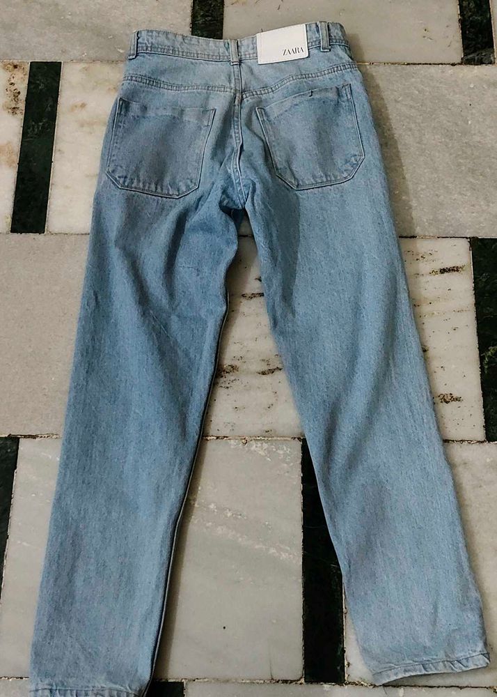 Zara Light Wash Denim Jeans