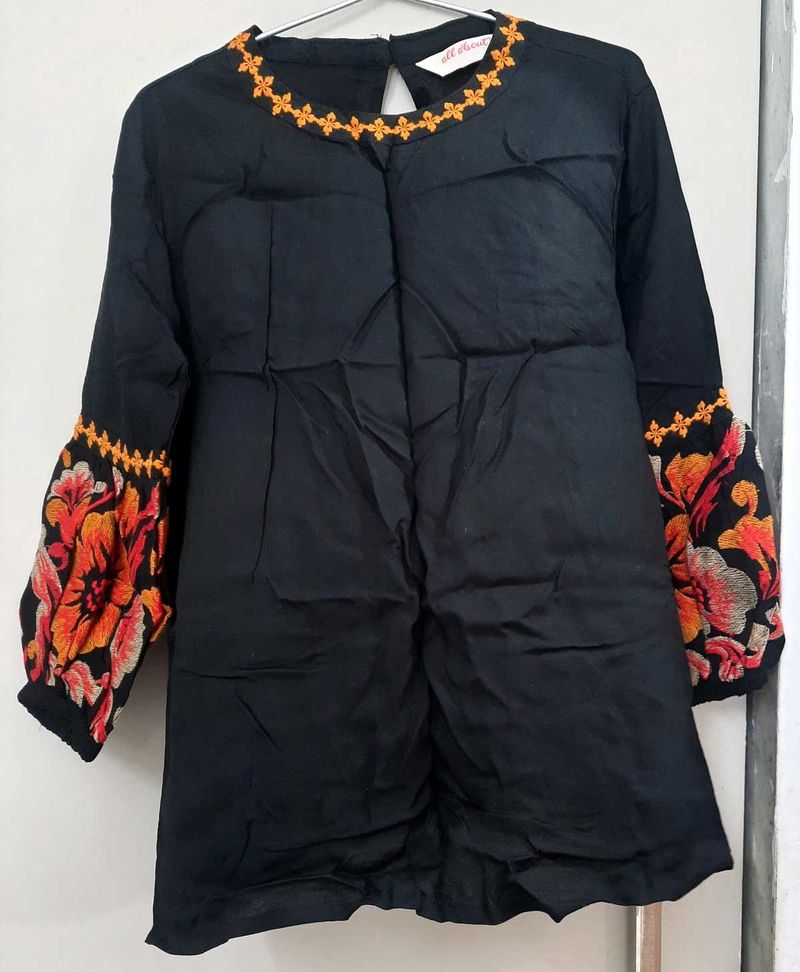 Black Floral Print Bishop Sleeves Top