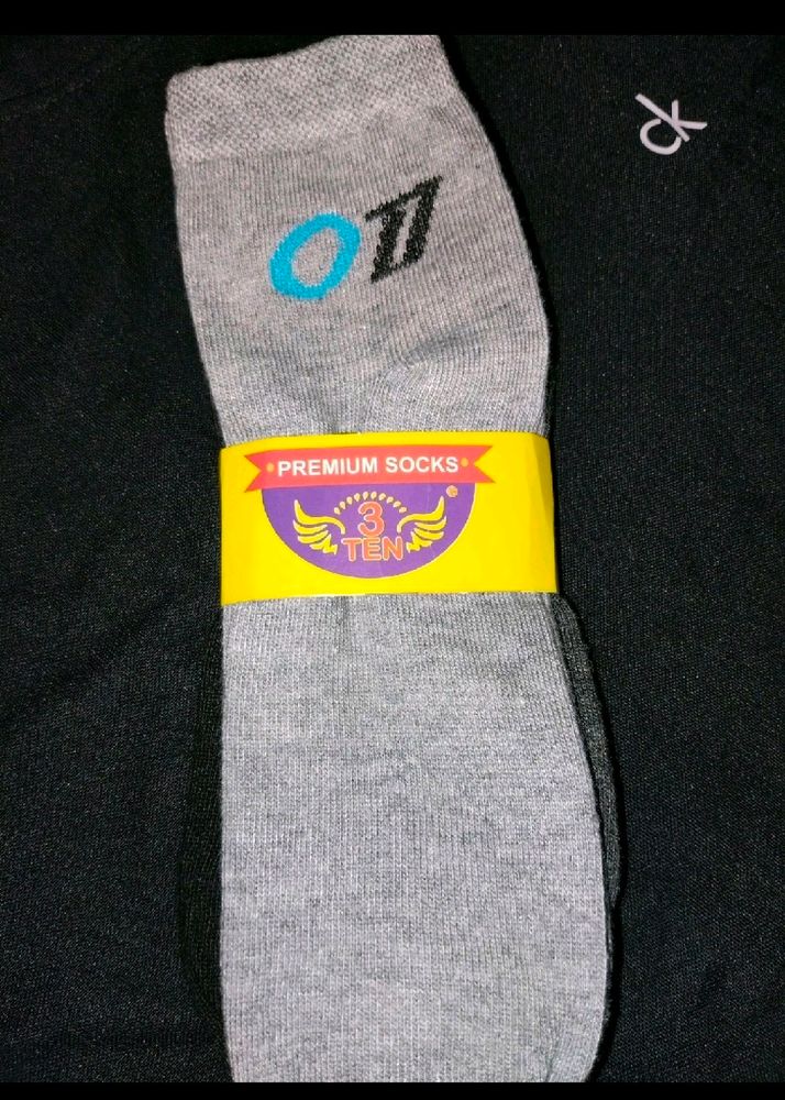 Tshirt With Socks Free