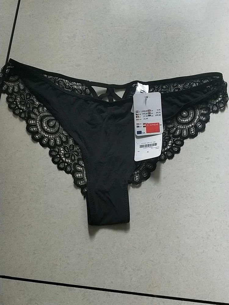 XL Black Lace Trim 🩲 (flame)