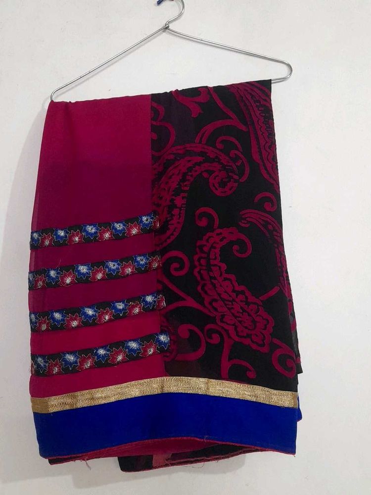 Vibrant Magenta &amp; Black Paisley Saree with Blue Bo